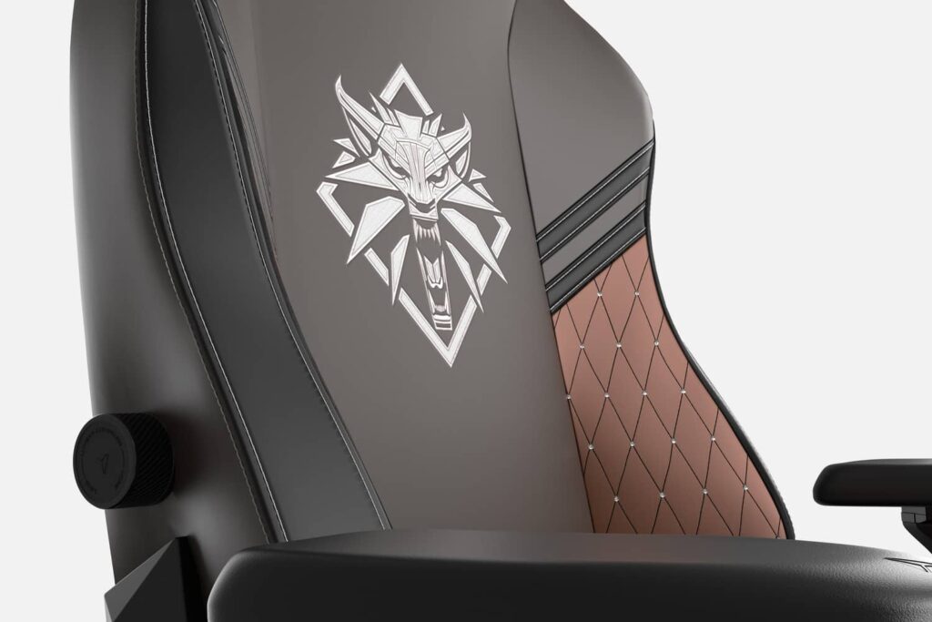 The Witcher Edition – detail opěrky