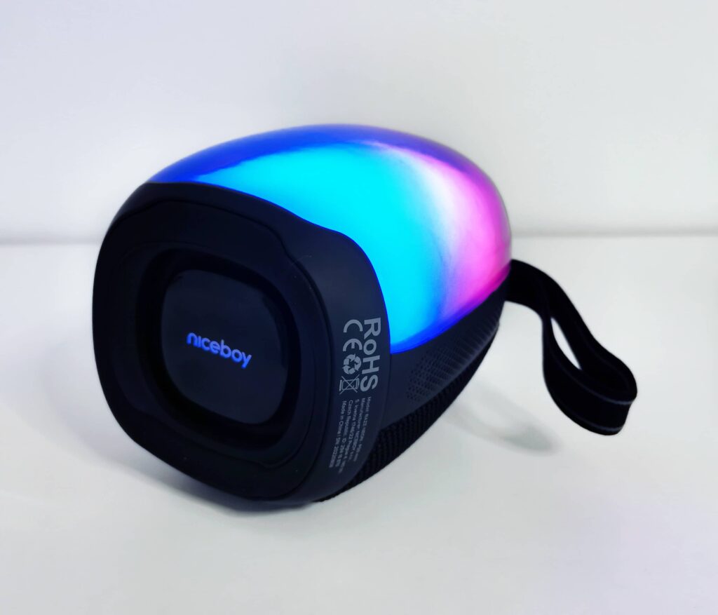 Raze NEON – kulíšek odpočívá
