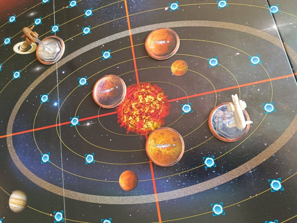 Vesmírná loď Interstellar - Sluneční soustava