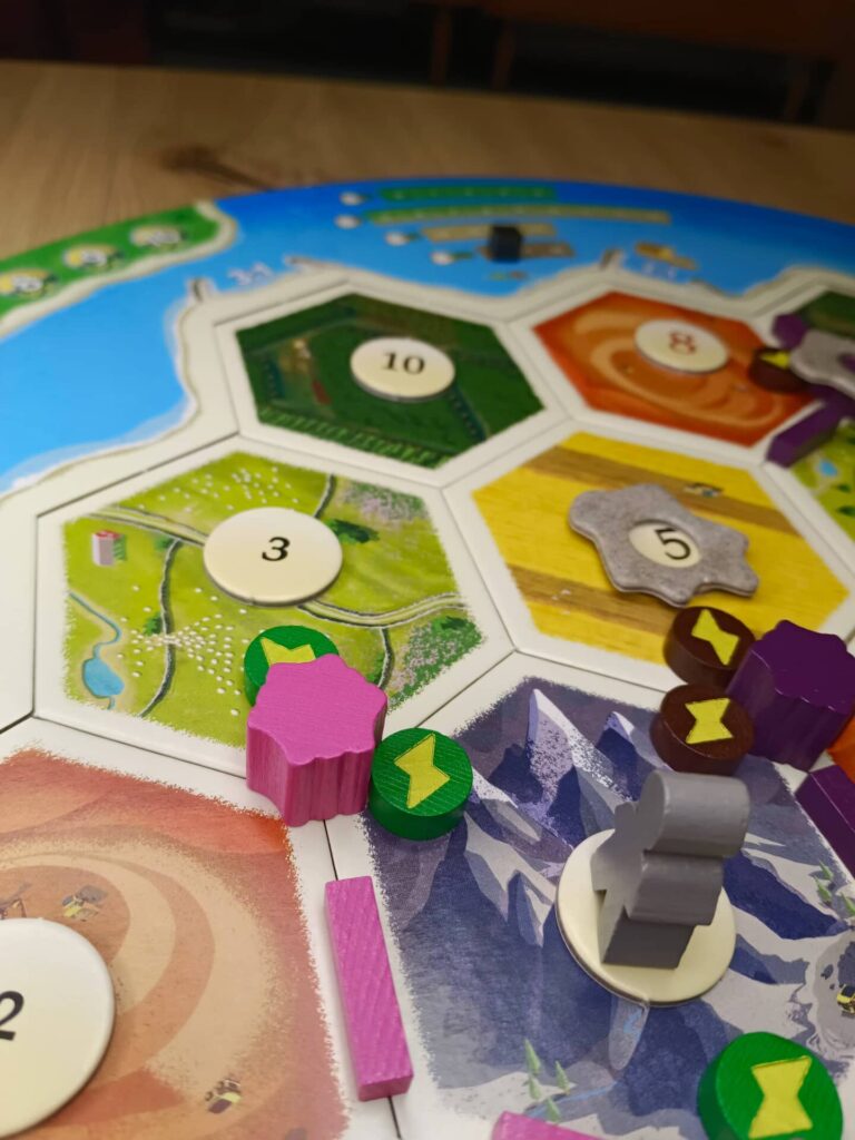 Catan Energie - města se zelenými a hnědými elektrárnami