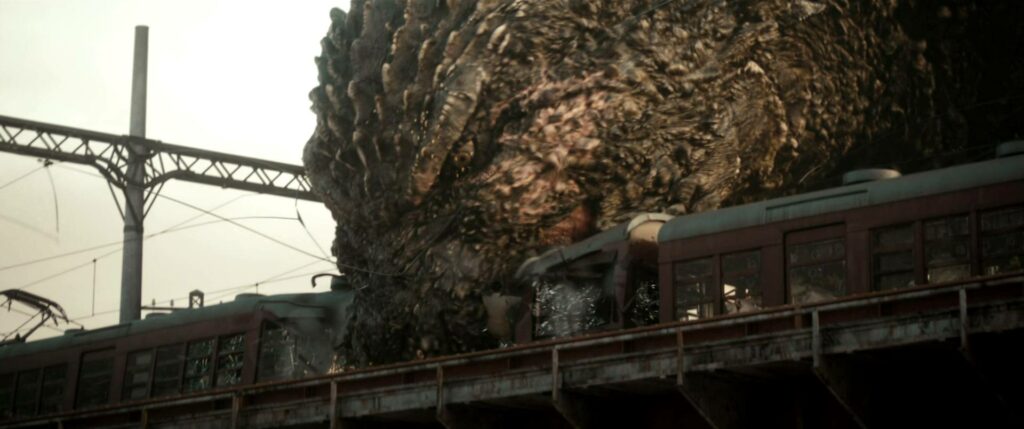 Godzilla Minus One - vlak v Ginze