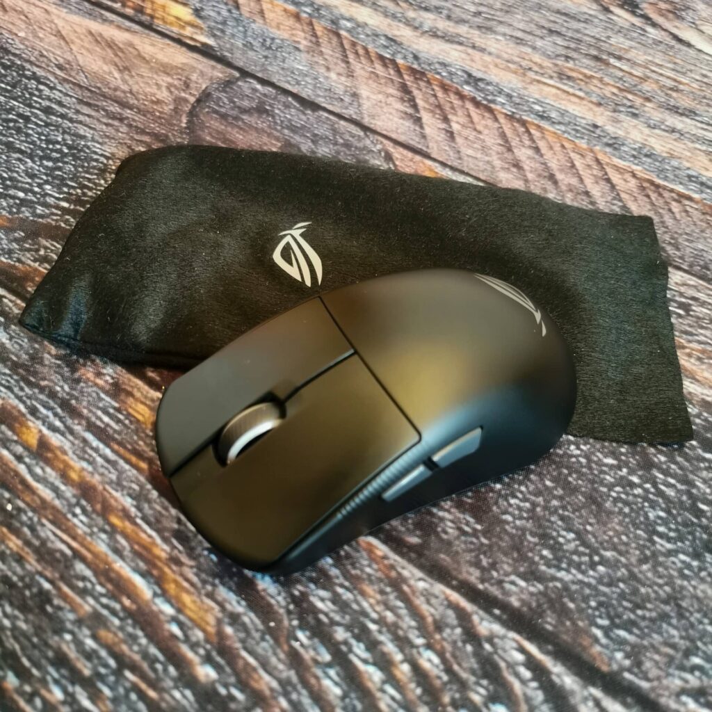Asus ROG Harpe Ace Mini - domeček pro myš