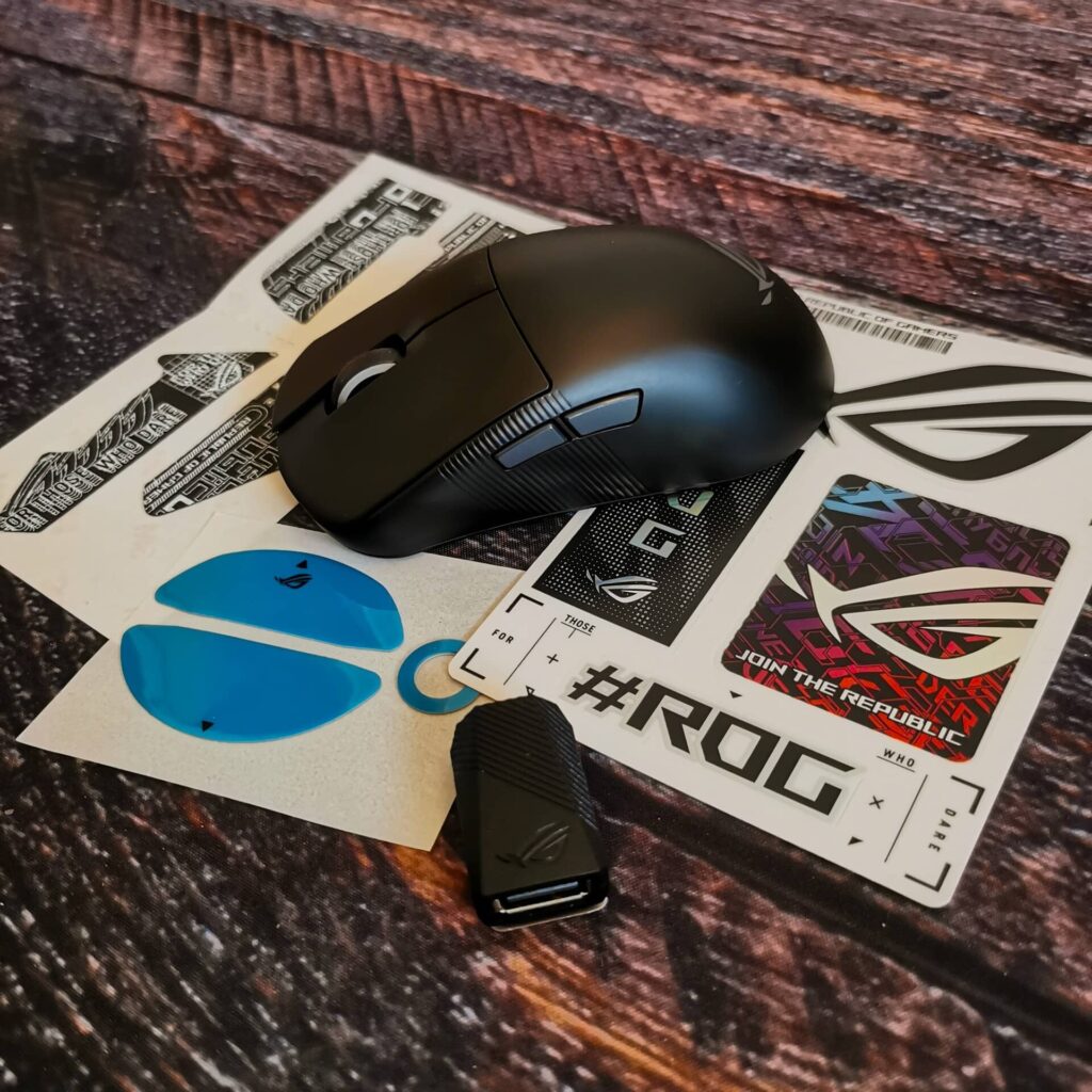 Asus ROG Harpe Ace Mini - co tam ještě najdete?