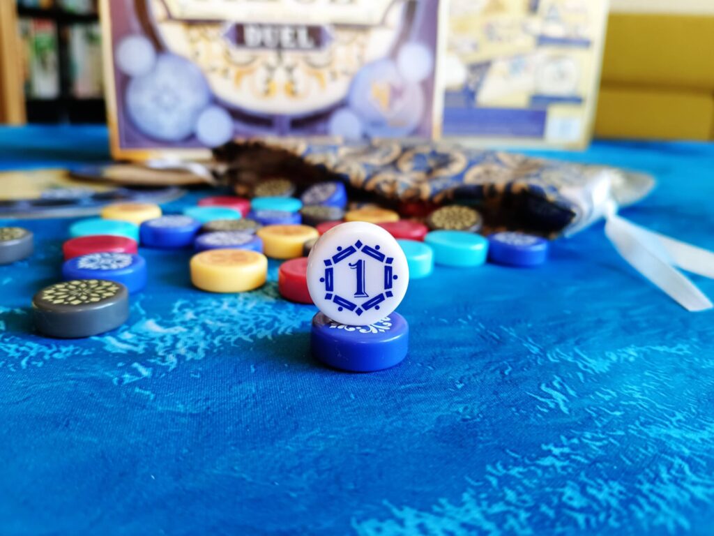 Azul Duel - žeton začínajícího hráče
