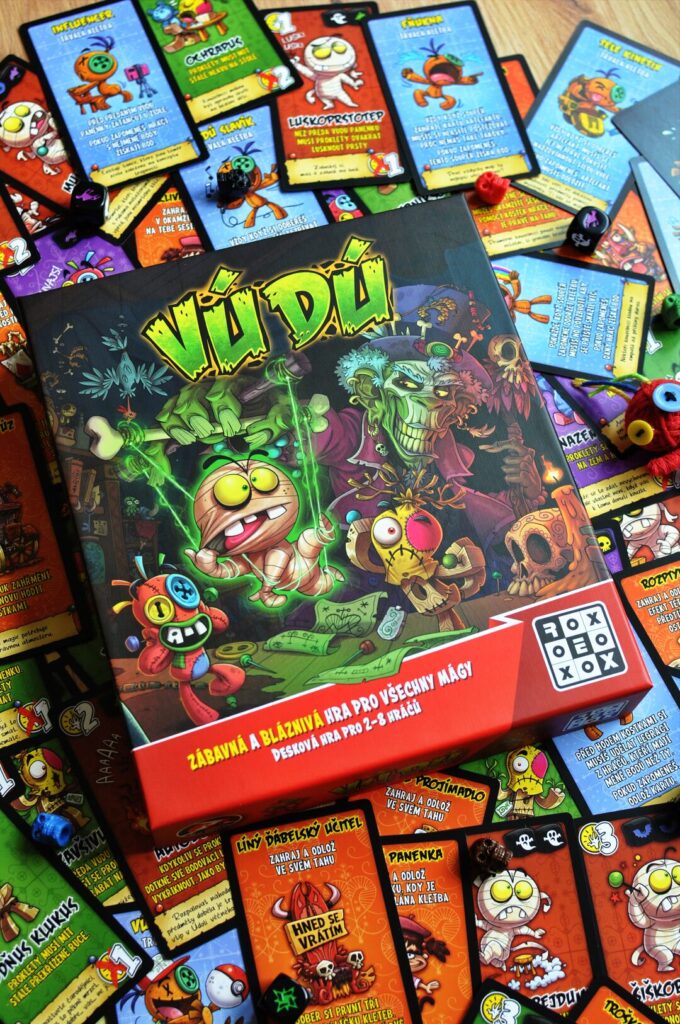 Vúdú - krabice s herními komponenty