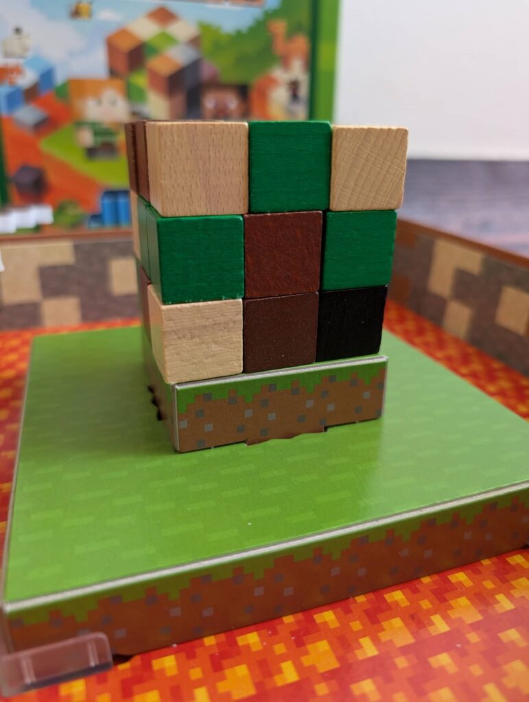 Minecraft: Builders & Biomes Junior - krychle z ikonických kostiček