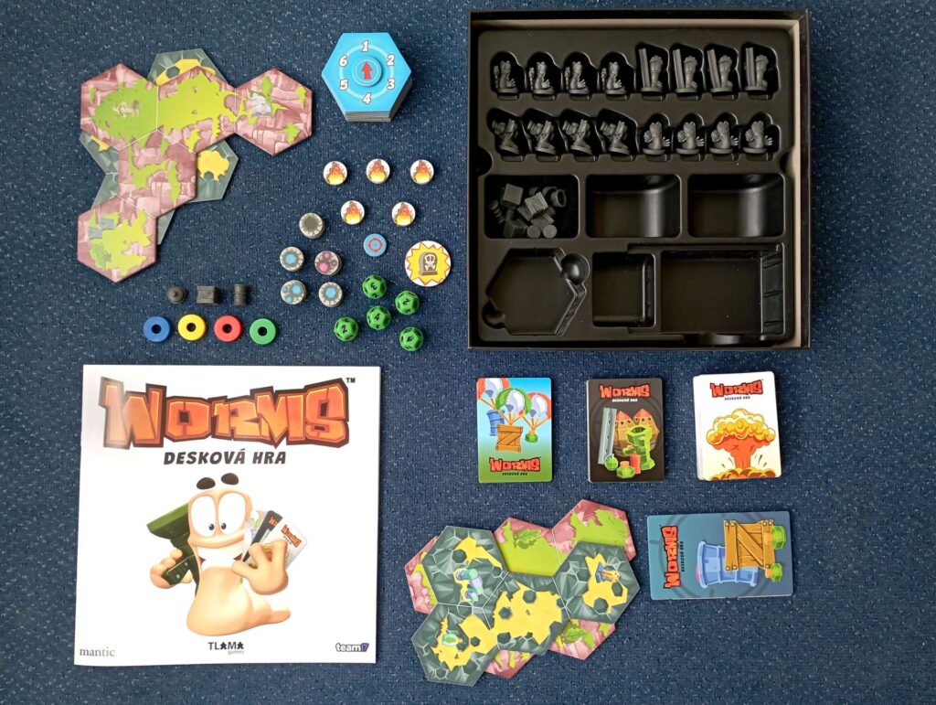 Worms – Obsah krabice