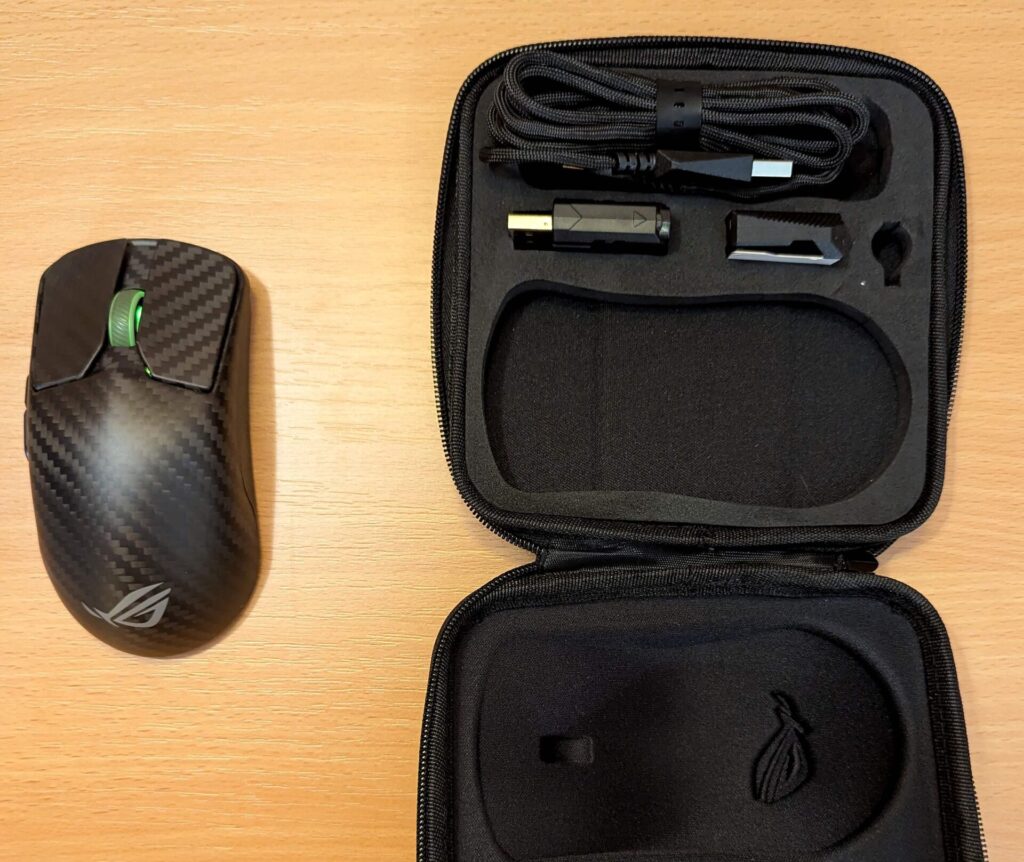 Asus ROG Harpe Ace Extreme - brašnička