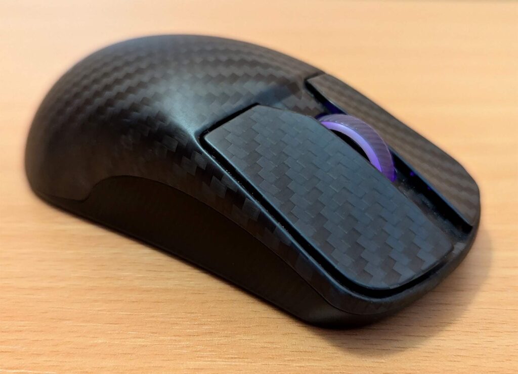 Asus ROG Harpe Ace Extreme - celkový pohled