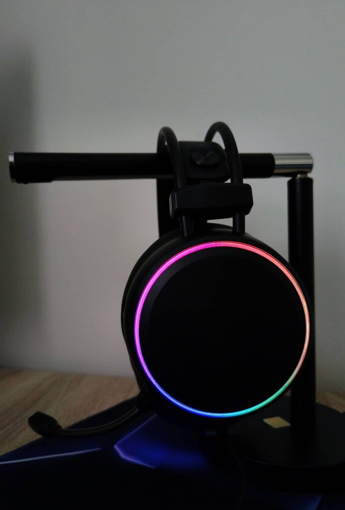 Neon 613 G2 - v přítmí krásně svítí
