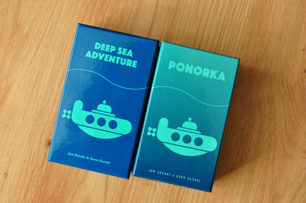 Ponorka - česká a anglická verze