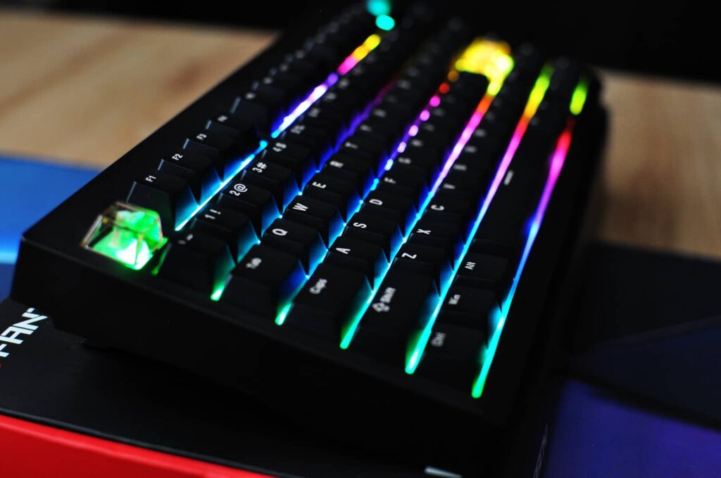 MAXFIT8 - RGB osvětlení, které baví