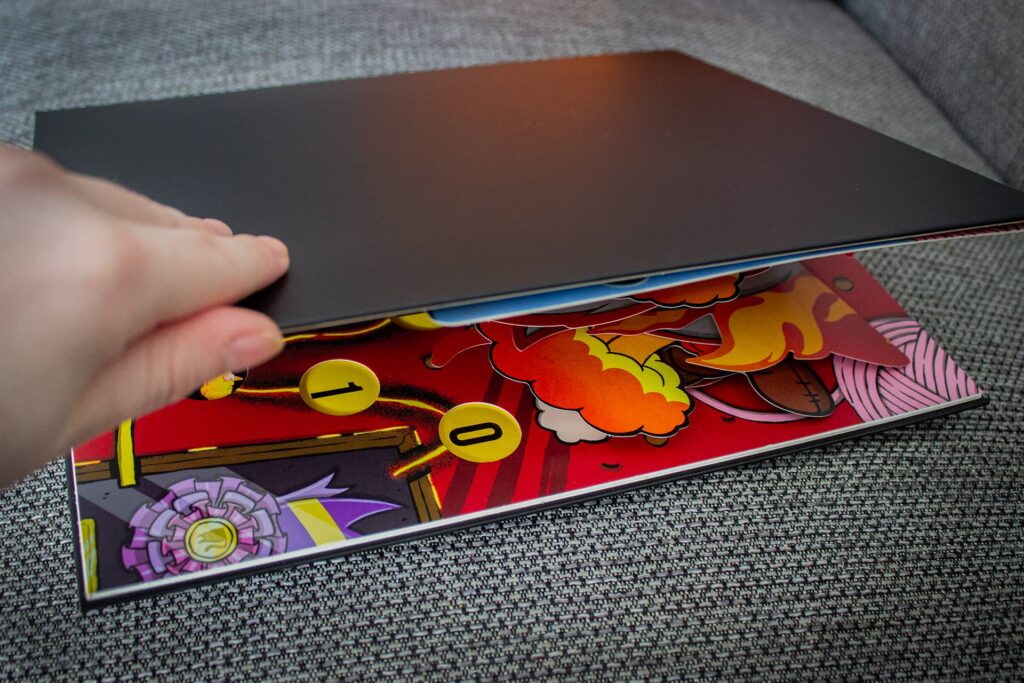 Výbušná koťátka Desková hra - skládací herní plán