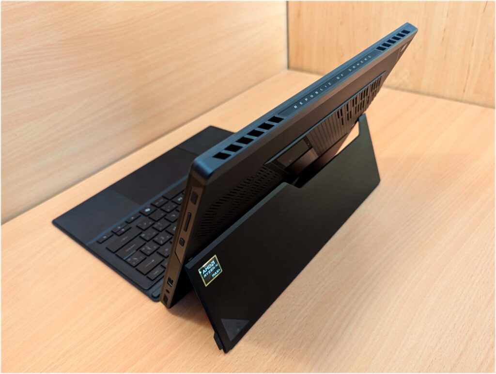 Asus ROG Flow Z13 - celkový pohled
