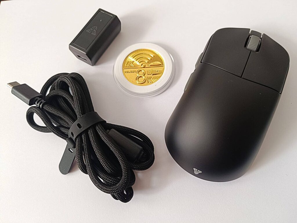 Helios II Pro S - myš s příslušenstvím