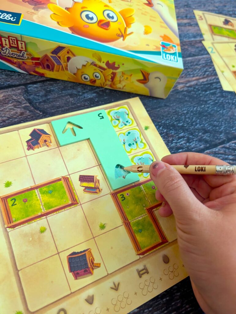 Mini Dvorek - obkreslovačka zvířecích šlápot