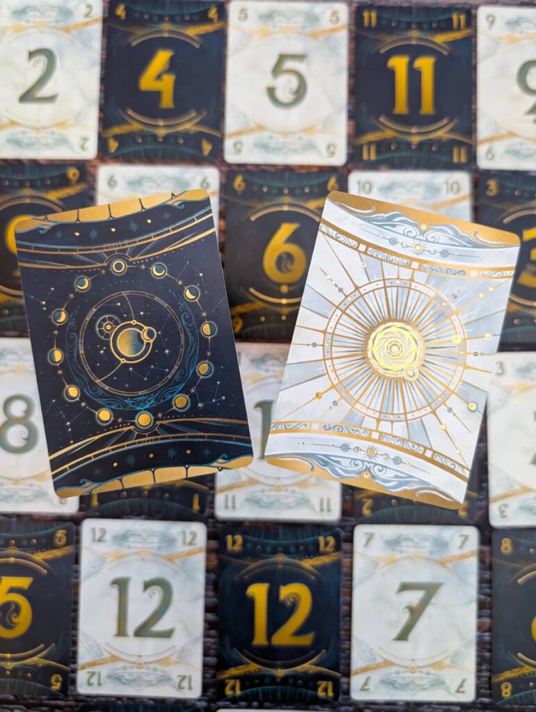 Síla času - měsíční a sluneční karty