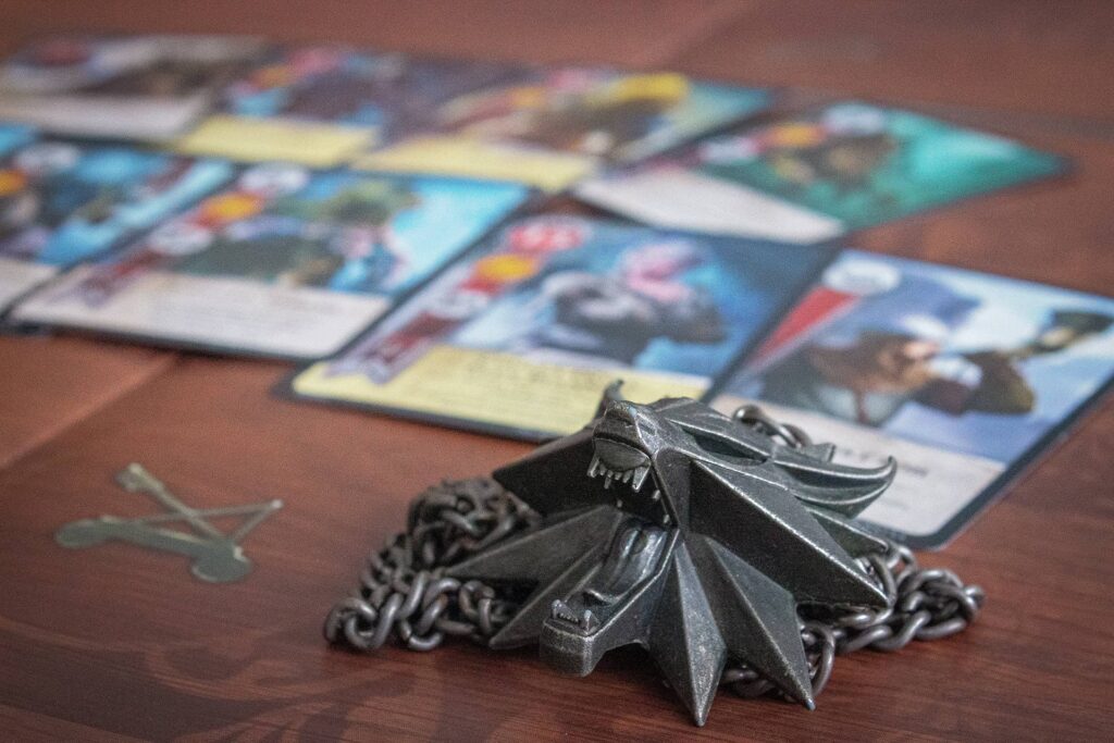 Gwint - medailon nesmí chybět