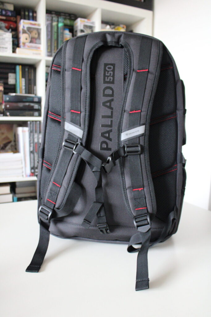 Pallad 550 - světové strany