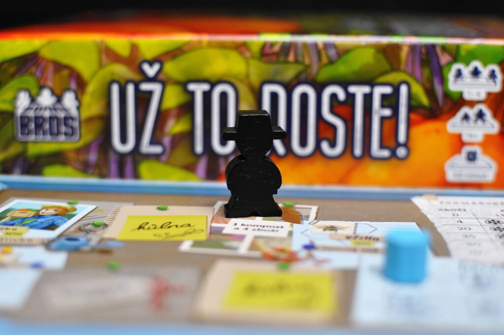 Už to roste - figurka zahradnice Vlasty