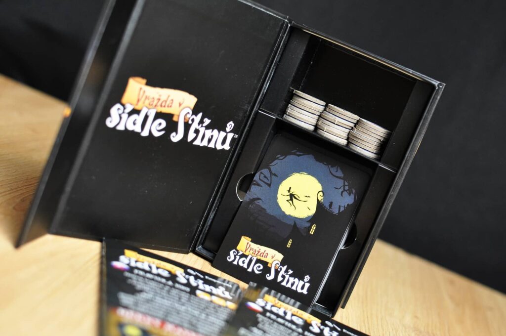 Vražda v Sídle Stínů - krabice s insertem