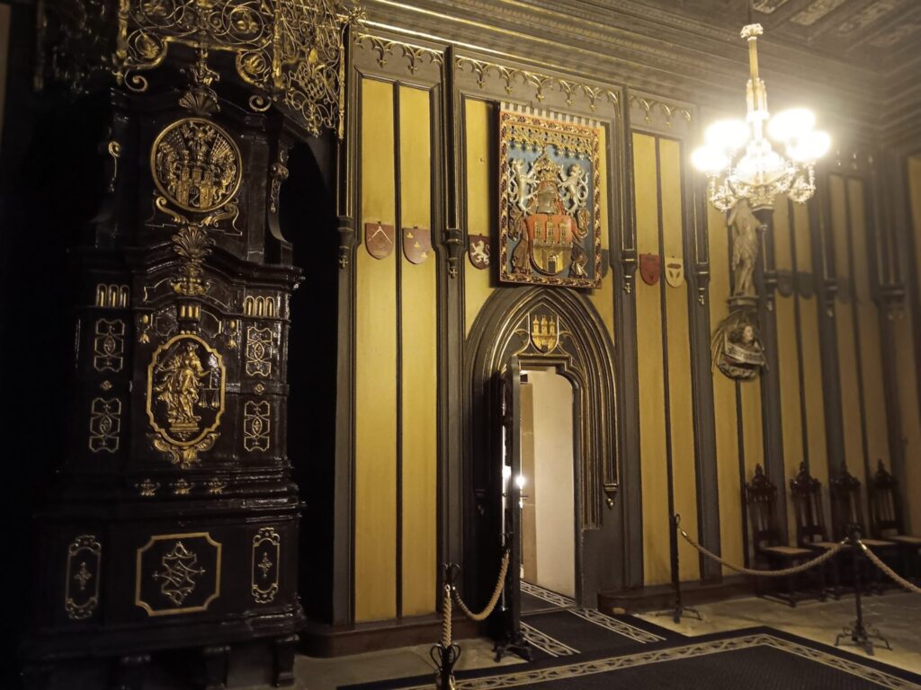 Orloj: Srdce staré Prahy - Radnice