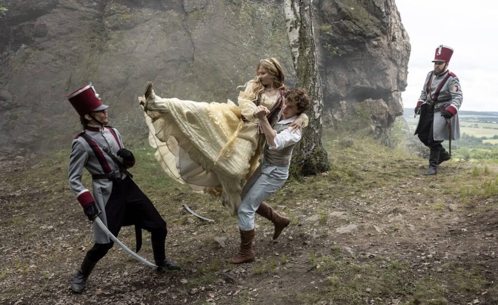 Záhada strašidelného zámku - tanec nebo boj?