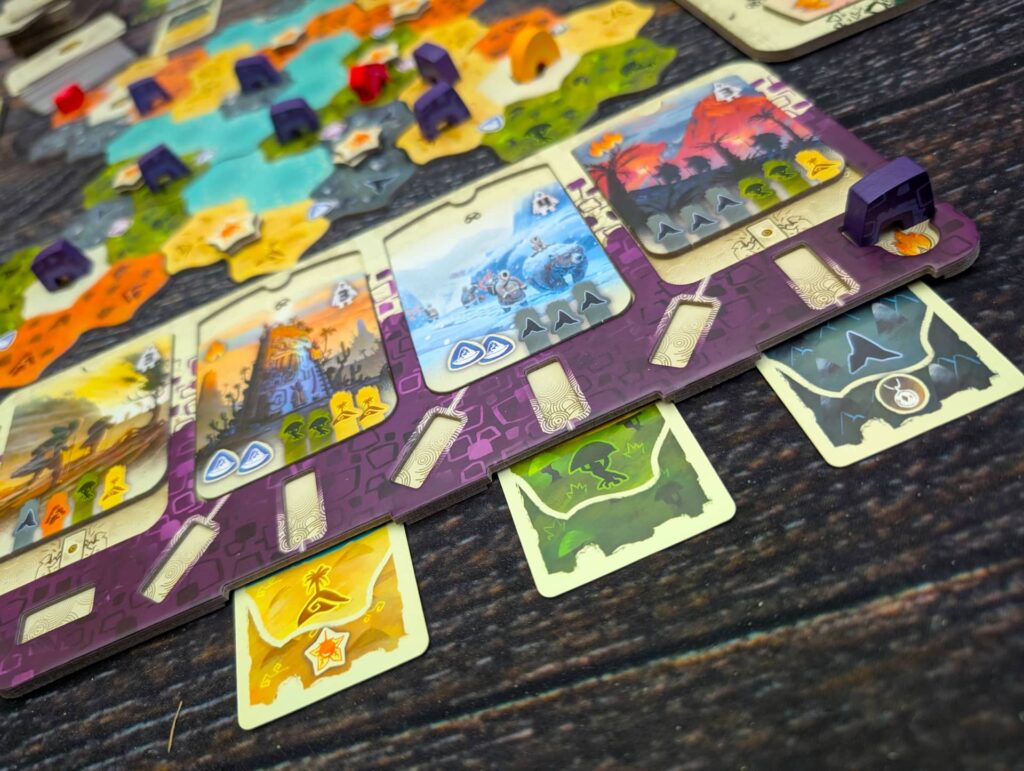 Dewan - postupně vylepšujete svoji hráčskou desku