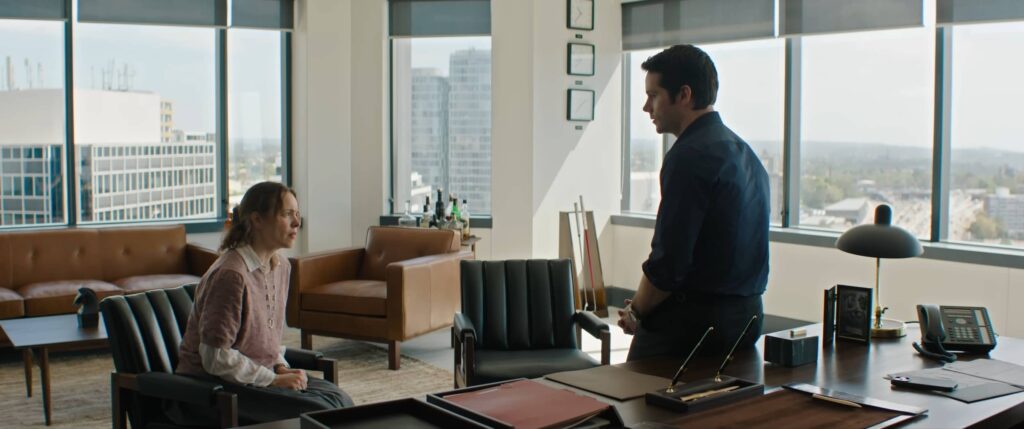 SOS - Bradley a Linda v práci