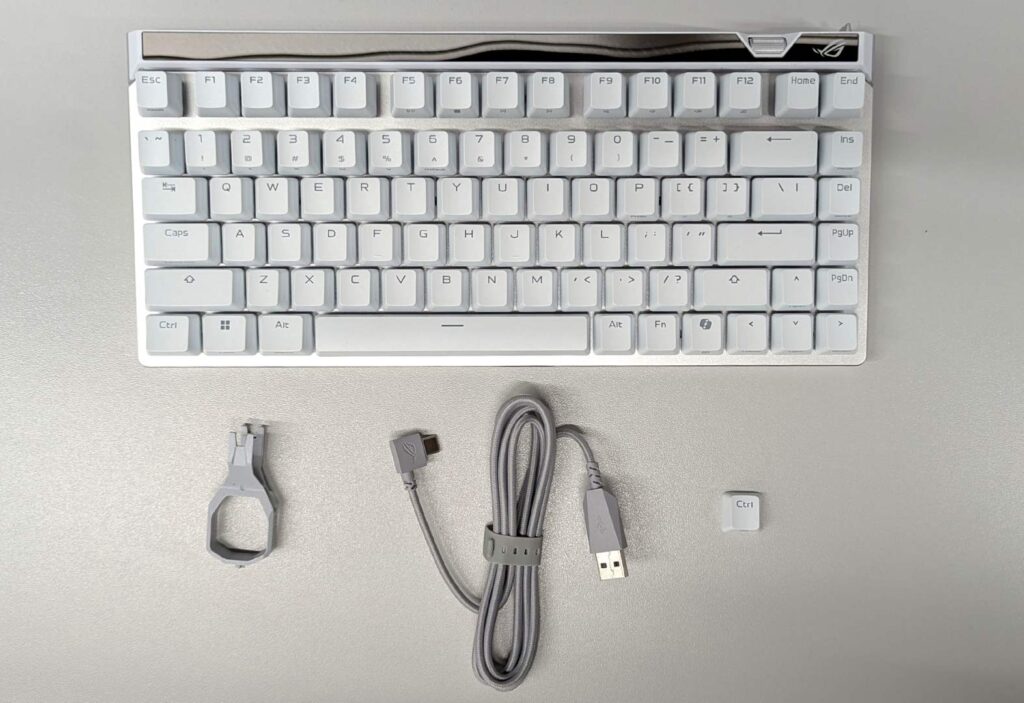 Asus ROG Falchion Ace 75 HE - klávesnice s příslušenstvím