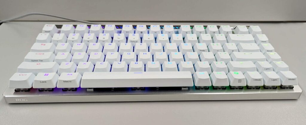 Asus ROG Falchion Ace 75 HE - klávesnice ze předu