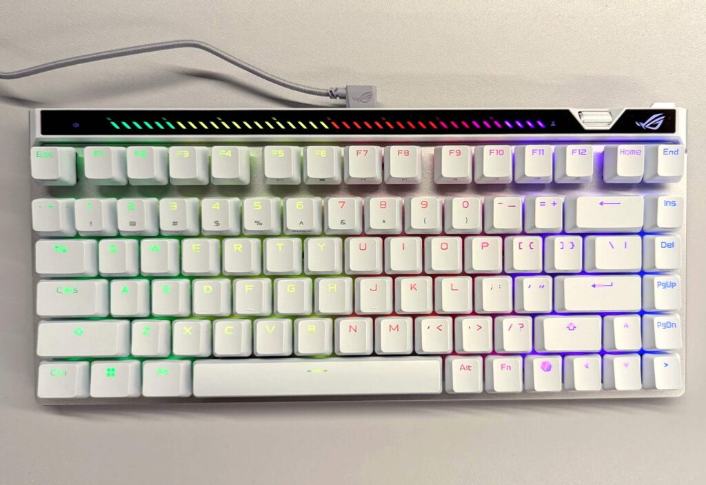 Asus ROG Falchion Ace 75 HE - podsvícení