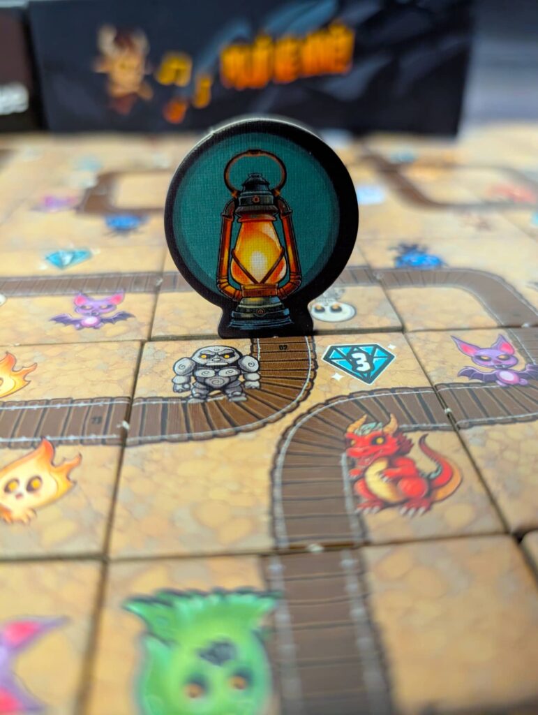 Dole v dole - lucerna prvního hráče