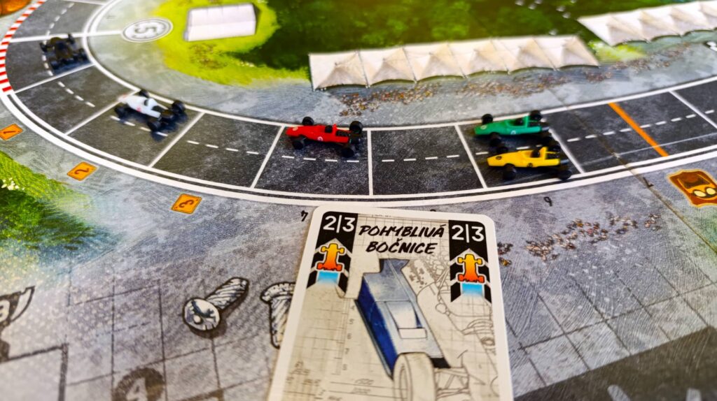 HEAT: Kamenité cesty - ukázka toho, jak si dobře připravit pozici na využití přídavného větrného pytle