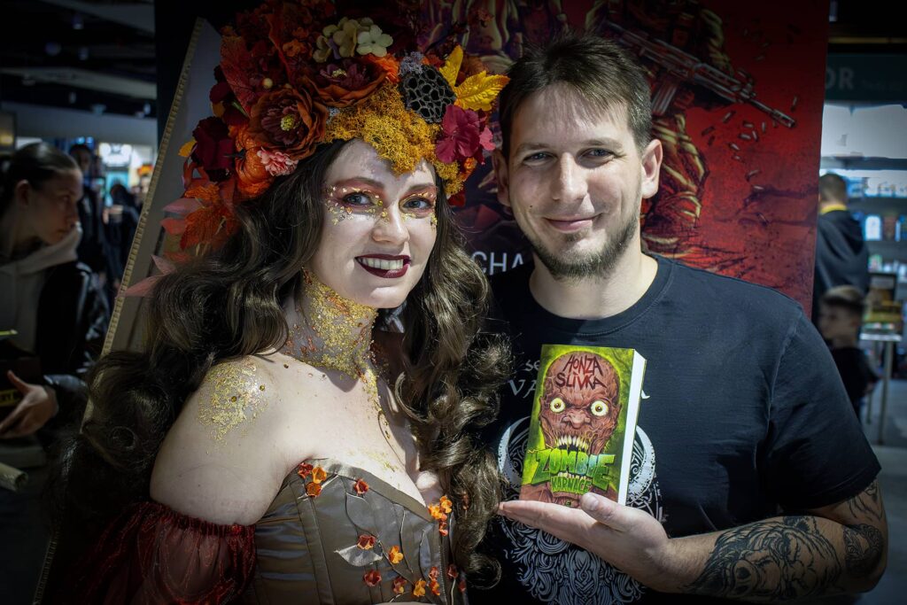 Comic-Con Prague 2026 - Honza Slívka a jeho krásná múza