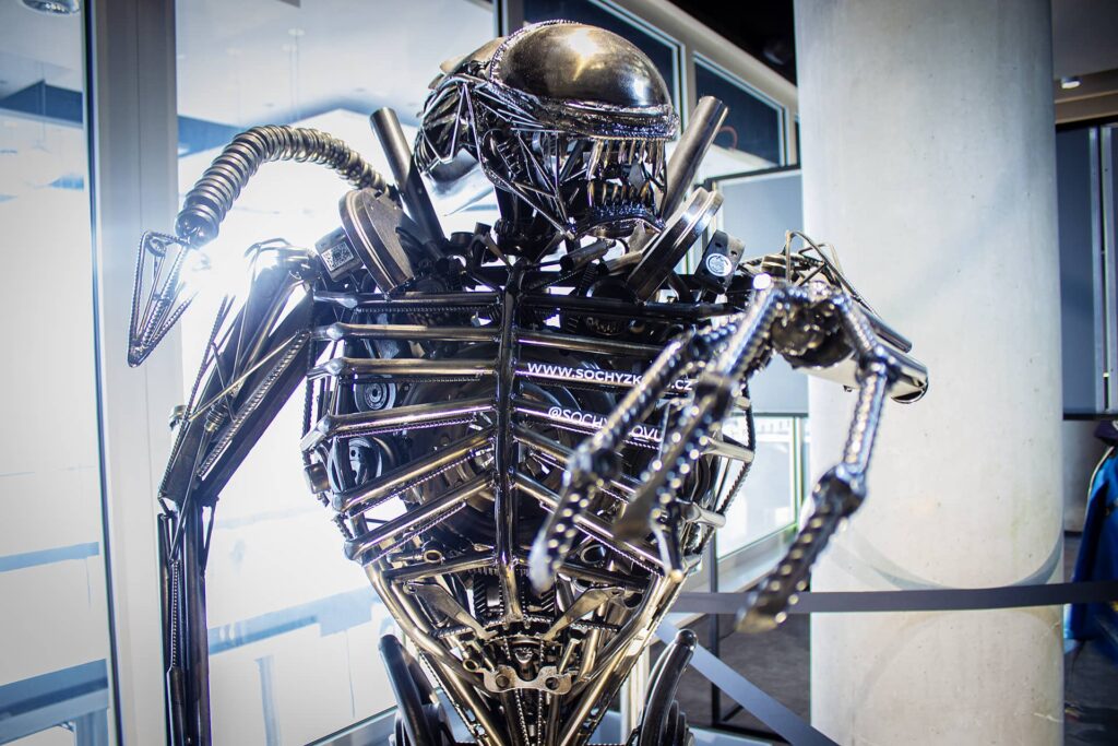 Comic-Con Prague 2026 - kovové monstrum