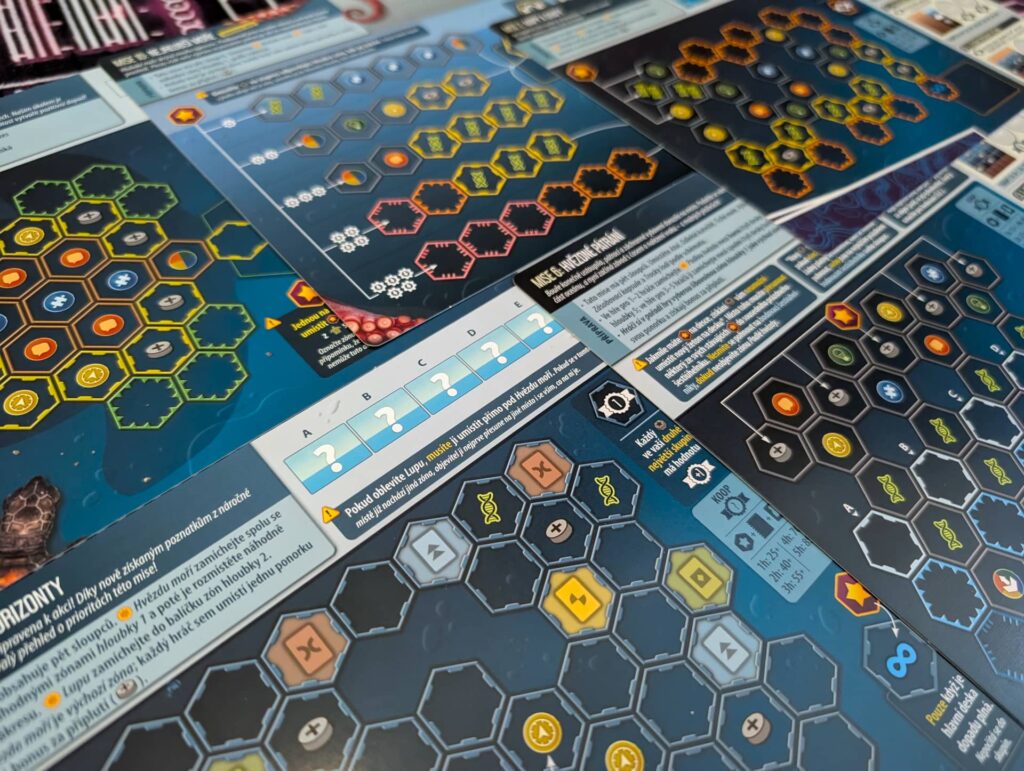 Endeavor: Hlubiny moří - desítka scénářů nabízí variabilitu