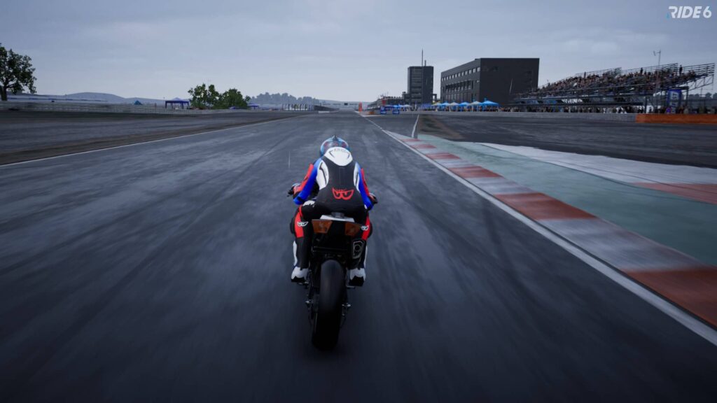 RIDE 6 - jízda za mokra