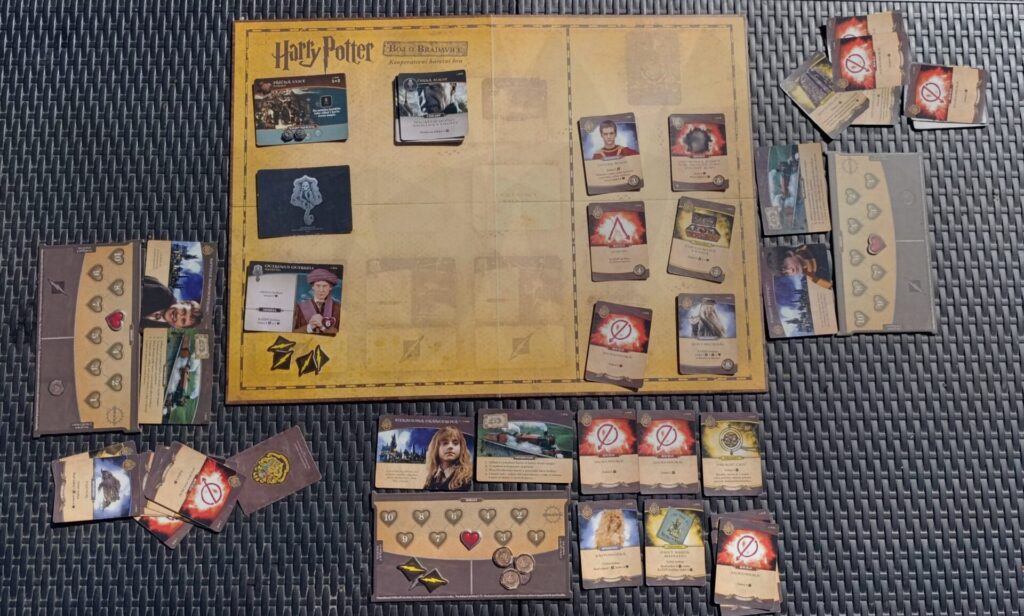 Harry Potter Boj o Bradavice -rozehraná hra ve třech hráčích