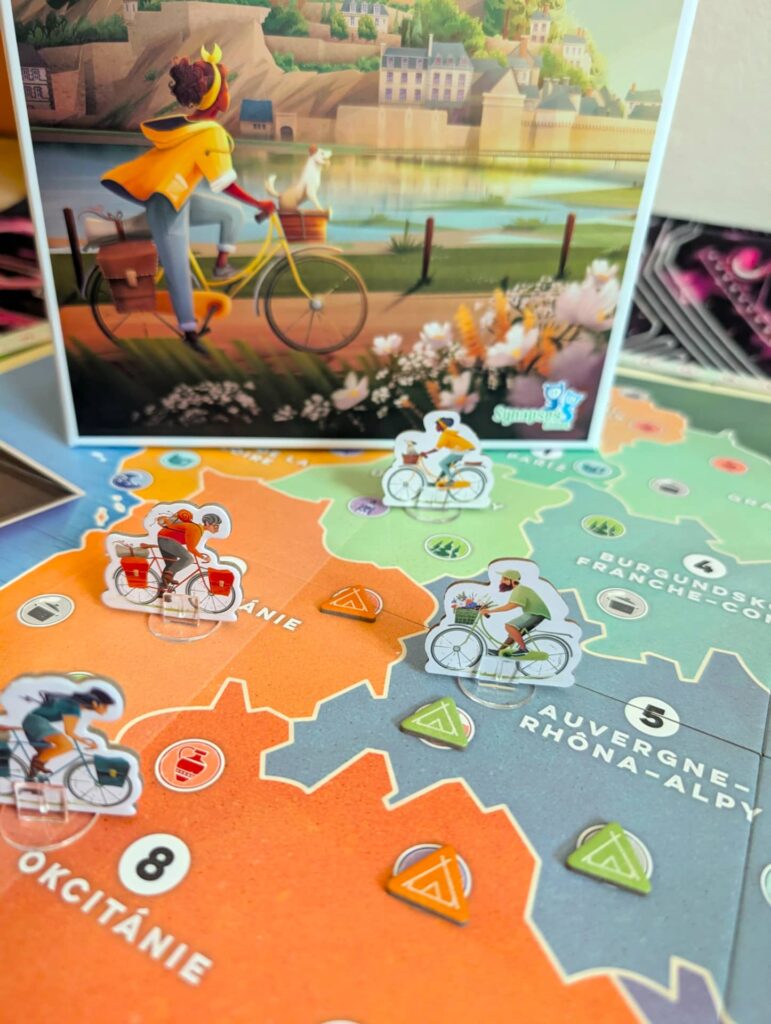 Pohlednice - tábory se umisťují na symboly na herní desce