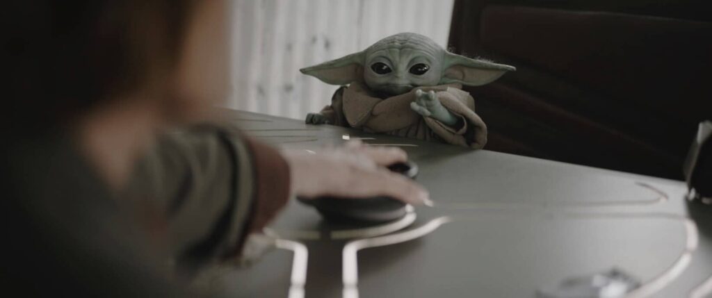 Mandalorian a Grogu - Grogu chce mlsat